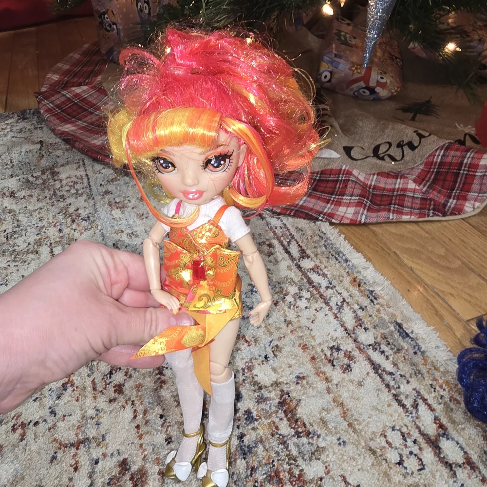 Rainbow Fashion Dolls Set Of 4 - Multicolor - Picture 5 of 13